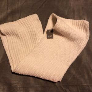 J Jill NWT ivory Infiniti scarf